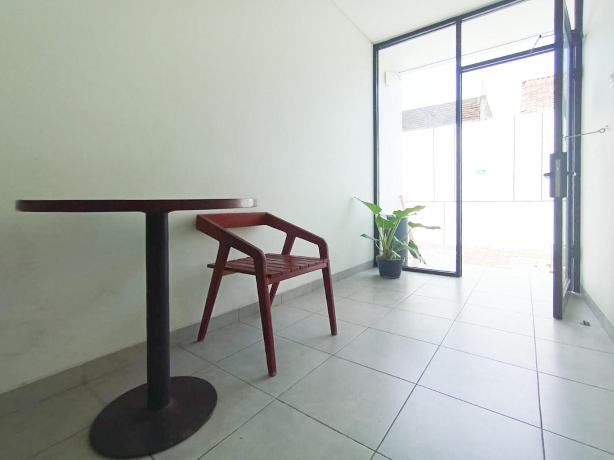Ofo Kost Premium Kampung Inggris Pare Syariah Mitra Reddoorz Hotel Kültér fotó